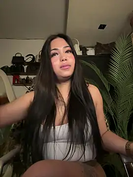 BigDominaMia online show from April 20, 2026, 6:16 am