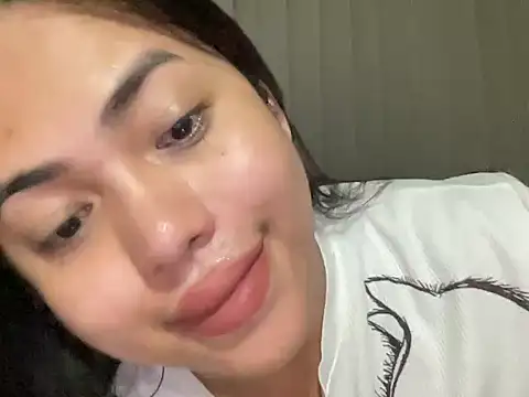 Snapshot of BigDominaMia chatting on May 21, 2026, 9:00 pm BigDominaMia online show from May 21, 2026, 9:00 pm