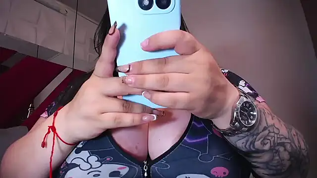 Penelope Tits online show from April 17, 2026, 2:09 pm