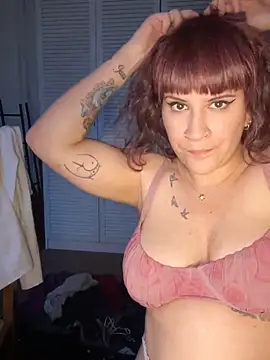 callmelouve online show from March 14, 2025, 5:24 pm