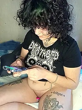 callmelouve online show from February 19, 2026, 2:13 pm