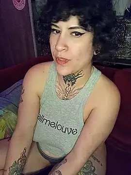 callmelouve online show from April 9, 2026, 7:08 pm