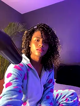 Lucas eevans online show from November 21, 2025, 1:32 pm