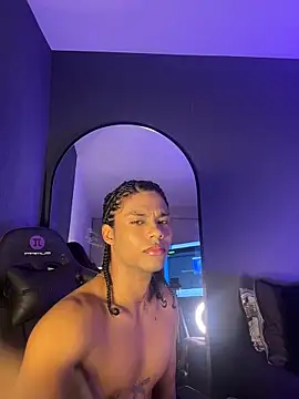 Lucas eevans online show from February 13, 2026, 12:56 pm