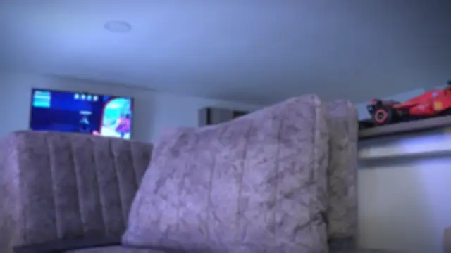 Frank Farrell online show from October 9, 2025, 7:56 pm