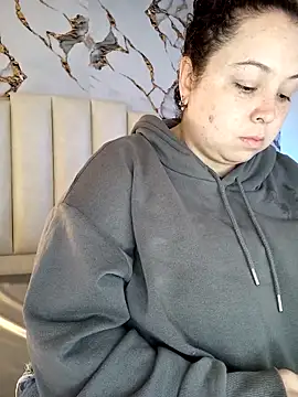 mollieblue69 online show from March 24, 2026, 1:05 pm