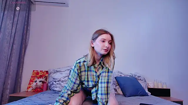  whiteprincess online show from January 31, 2025, 9:37 am