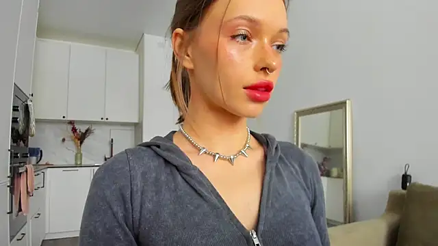 Kossie  online show from February 13, 2025, 12:21 pm