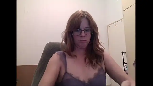 Snapshot of SavannaGirly chatting on June 22, 2026, 8:06 pm SavannaGirly online show from June 22, 2026, 8:06 pm