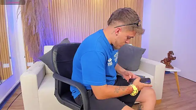 keane lee online show from February 7, 2025, 7:38 pm