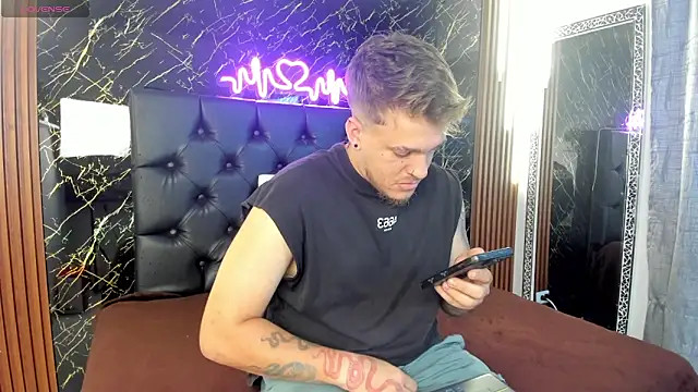 keane lee online show from October 22, 2025, 12:49 pm