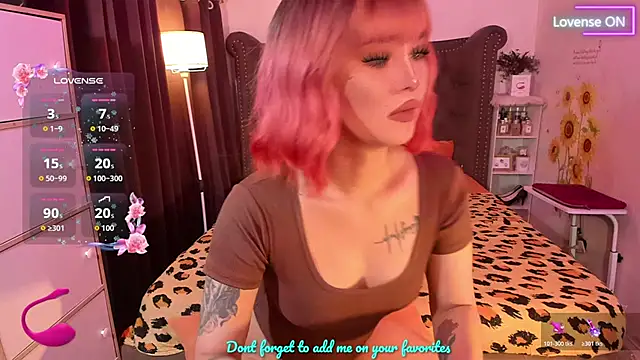 xlovemekara online show from March 26, 2026, 8:58 pm