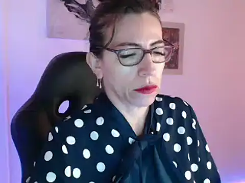 Chayla Ruiz online show from January 21, 2025, 1:22 pm