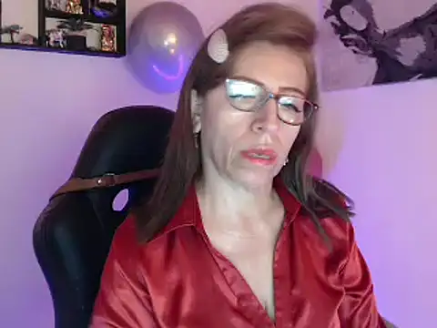 Chayla Ruiz online show from March 11, 2025, 1:56 pm