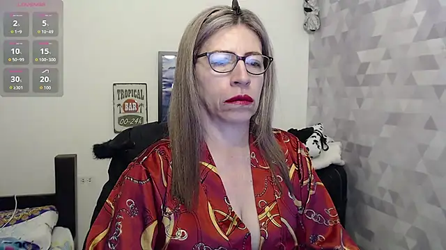 Chayla Ruiz online show from September 20, 2025, 11:11 am