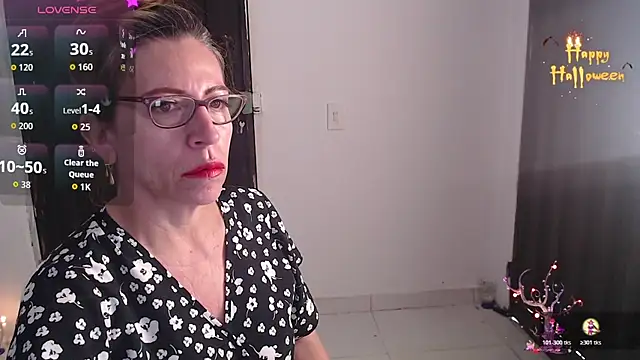 Chayla Ruiz online show from November 6, 2025, 11:33 am