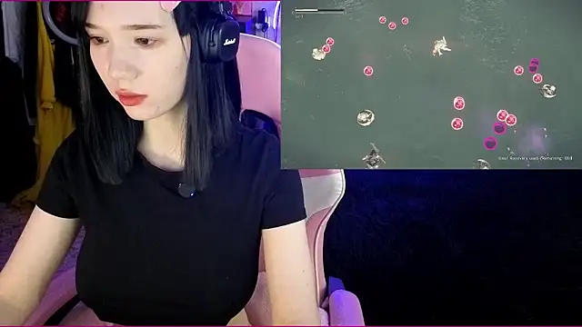 Maya Viola online show from October 13, 2025, 6:02 am