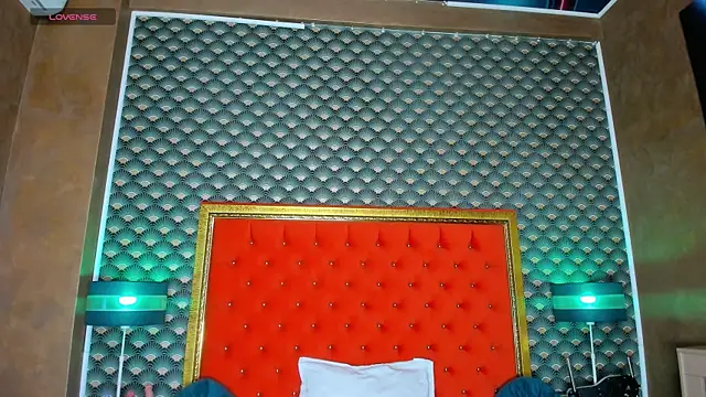 VallerieJones online show from April 19, 2026, 12:15 pm