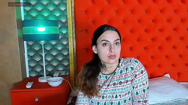 VallerieJones online show from April 20, 2026, 8:17 am