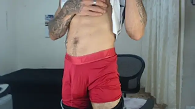 emiliano hottt online show from April 23, 2026, 12:29 pm