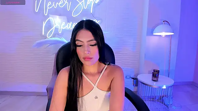 JadeEvansX online show from January 21, 2025, 6:12 pm