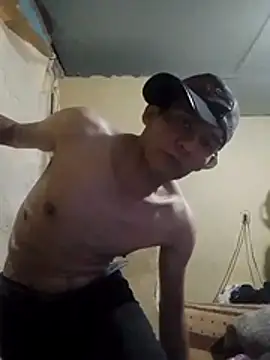 Snapshot of MarsWood chatting on December 22, 2025, 2:41 am MarsWood online show from December 22, 2025, 2:41 am