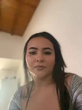 jailyncam  online show from February 22, 2025, 5:13 pm