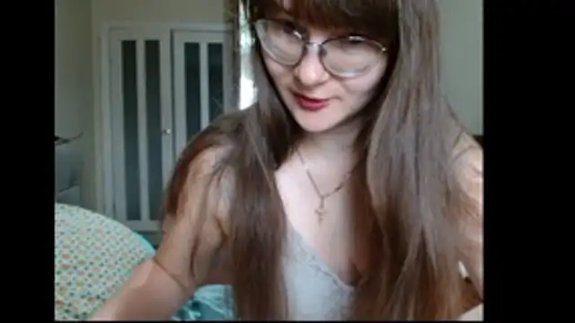 Snapshot of KiraGoldens chatting on June 10, 2026, 5:50 am KiraGoldens online show from June 10, 2026, 5:50 am
