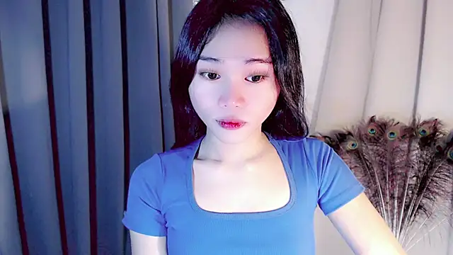 amomentoflust69 online show from February 9, 2026, 5:55 am