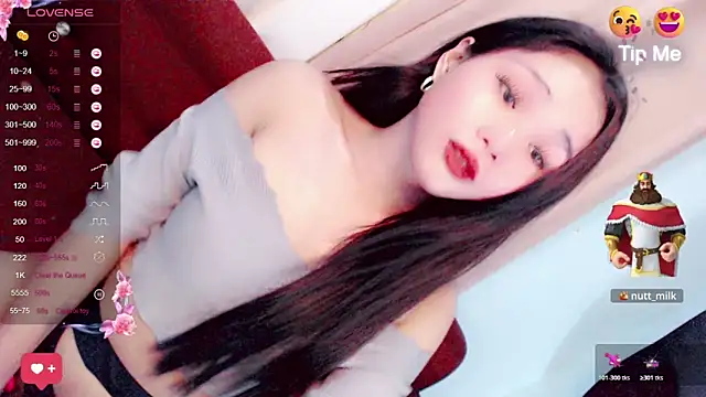 amomentoflust69 online show from March 28, 2026, 6:02 am