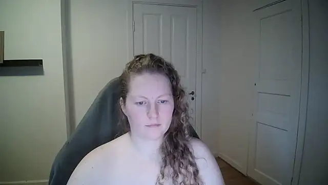 Girlnina-1995 online show from January 19, 2025, 10:50 am