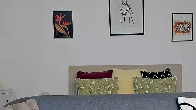 AryaSummersReal online show from March 14, 2025, 4:09 pm