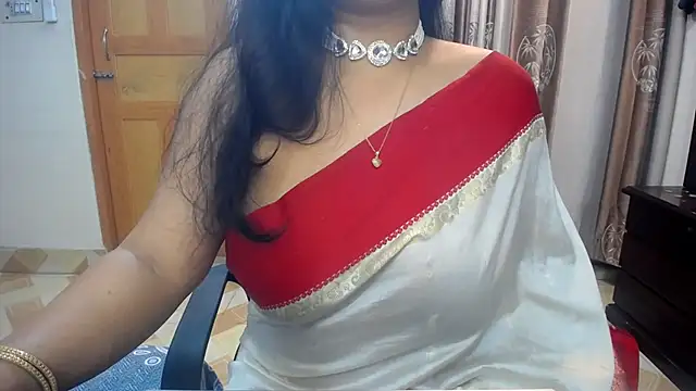 lady maeda  online show from February 7, 2025, 7:27 pm