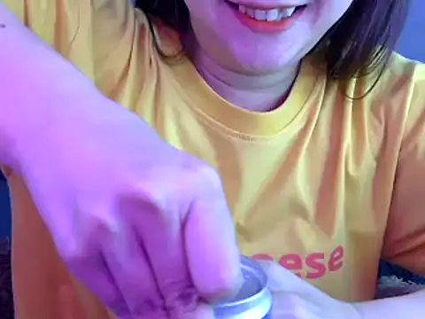 Bee 2k online show from February 14, 2025, 5:19 am