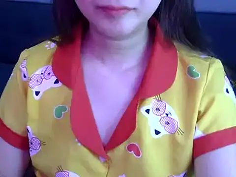 Snapshot of Bee_2k chatting on May 28, 2026, 4:32 am Bee 2k online show from May 28, 2026, 4:32 am