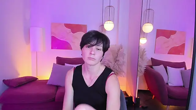 LorenDaze online show from October 24, 2025, 2:24 pm