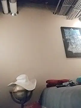 eatmeplease44 online show from September 22, 2025, 7:16 pm