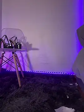 MeganKitty  online show from November 30, 2025, 3:05 pm