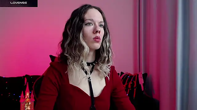 DivineBite online show from December 5, 2024, 6:55 pm