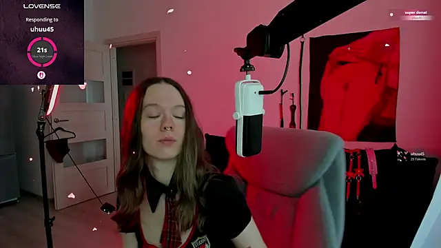 DivineBite online show from April 3, 2026, 1:31 pm