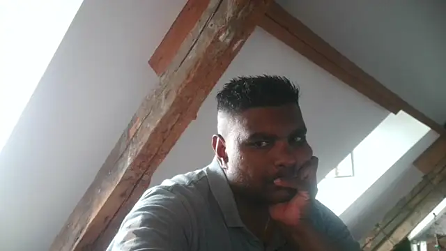 Snapshot of Bandusrilankasexymen chatting on May 30, 2026, 8:33 am Bandusrilankasexymen online show from May 30, 2026, 8:33 am