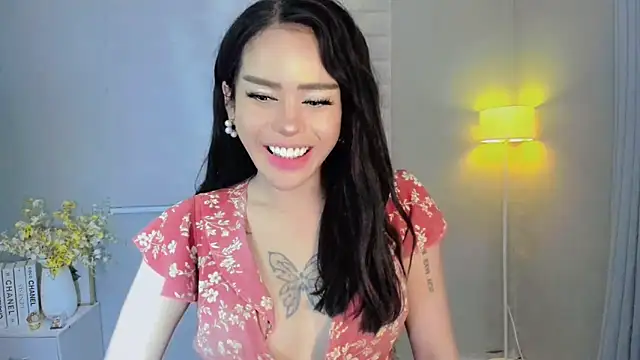 Patricia fox online show from February 16, 2025, 4:20 am