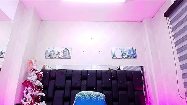  carolina fox online show from January 22, 2025, 6:10 am