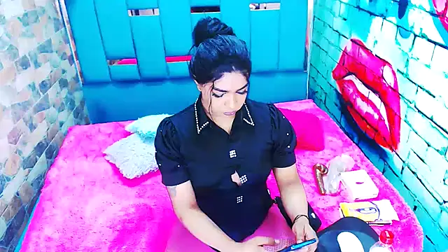 violet bigcock774 online show from June 5, 2026, 7:41 pm