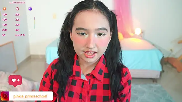 Pinkie Princes online show from April 26, 2026, 12:08 am