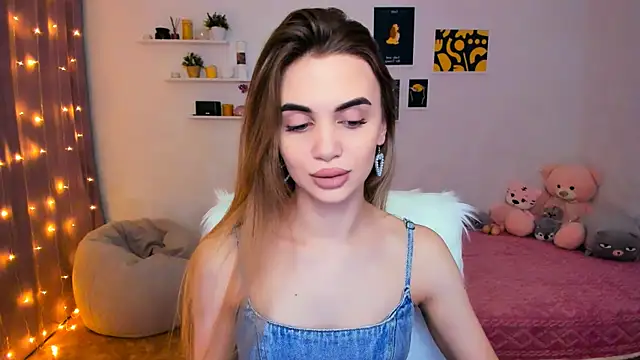 aPieceOfJoy online show from January 13, 2025, 9:31 pm