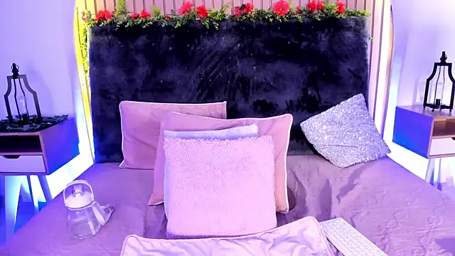 Karlagonzales  online show from January 29, 2025, 12:43 am