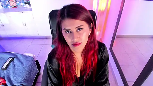 Karlagonzales  online show from February 7, 2025, 1:04 am