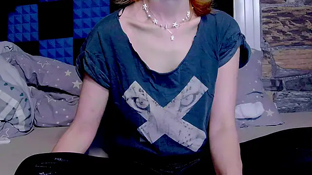 karo123421 online show from March 17, 2025, 2:19 am