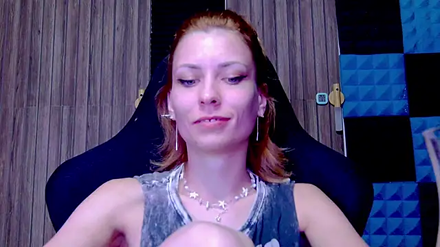 karo123421 online show from March 22, 2025, 10:04 pm